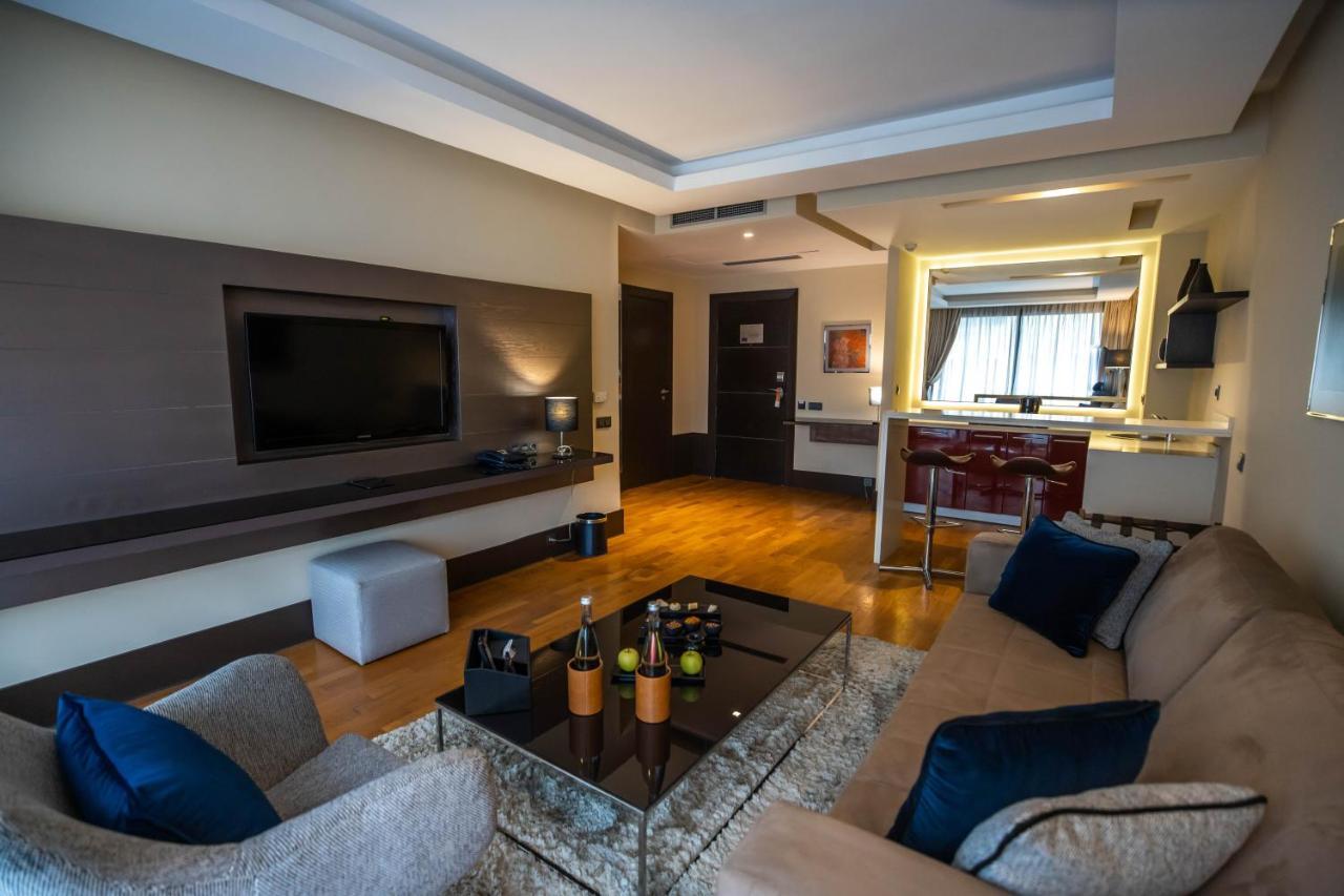 Gray Boutique Hotel คาซาบลังกา ภายนอก รูปภาพ A suite at the hotel